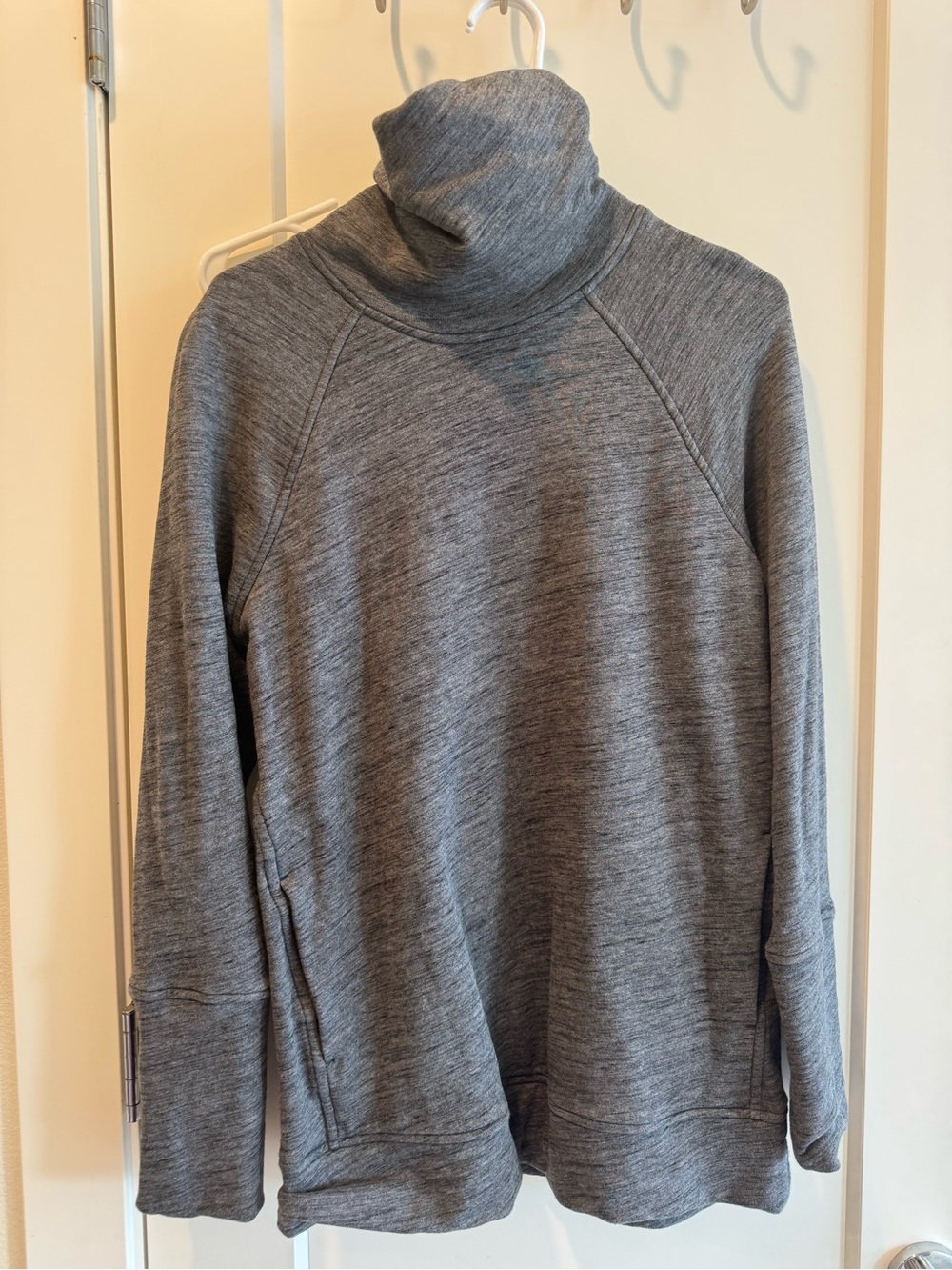 lululemon athletica Heather Gray Turtleneck Pullover